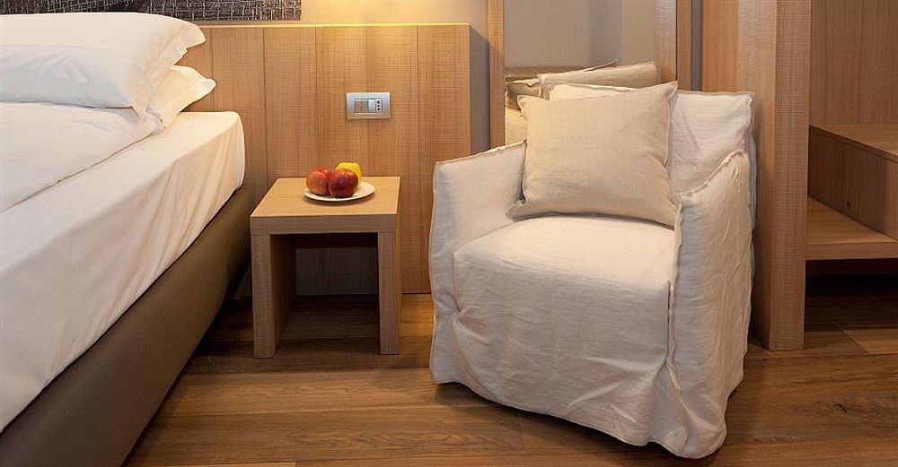 Wine Hotel Retici Balzi Poggiridenti Extérieur photo